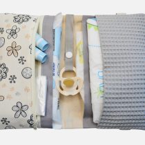 Windeltasche graue Blumen