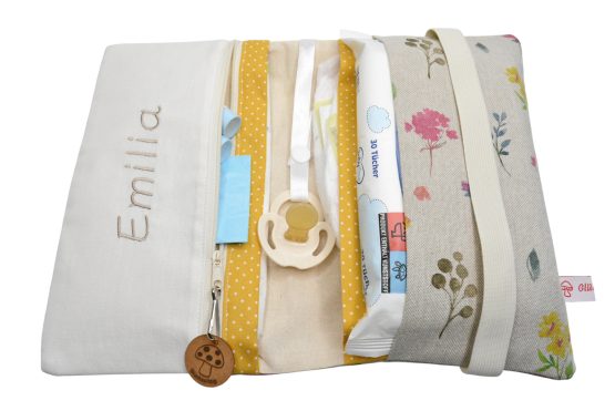 Windeltasche Blumen mit Namen