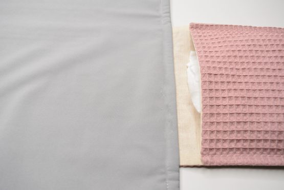 2 in 1 Windeltasche Waffelstoff rosa Wickelunterlage mit Fächern